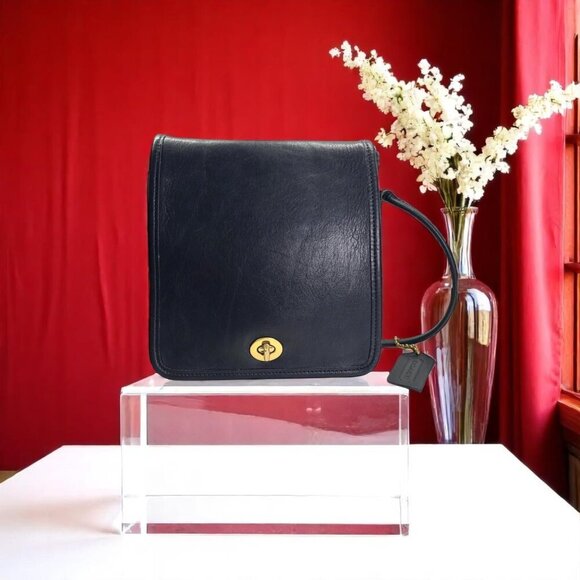 Vintage 80's COACH Compact Pouch Crossbody - Picture 1 of 10
